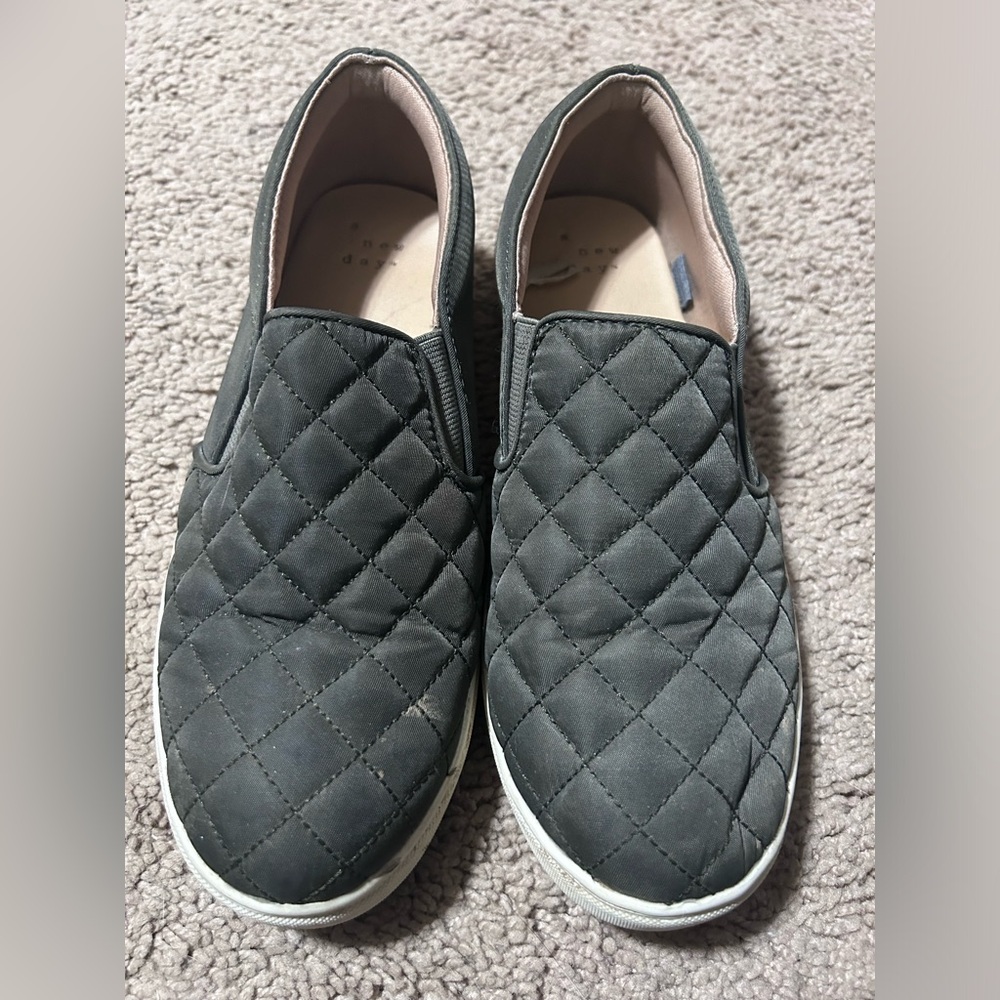 Quilted slip on sneaker